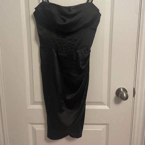 ChiChi London black corset dress - Picture 2 of 4